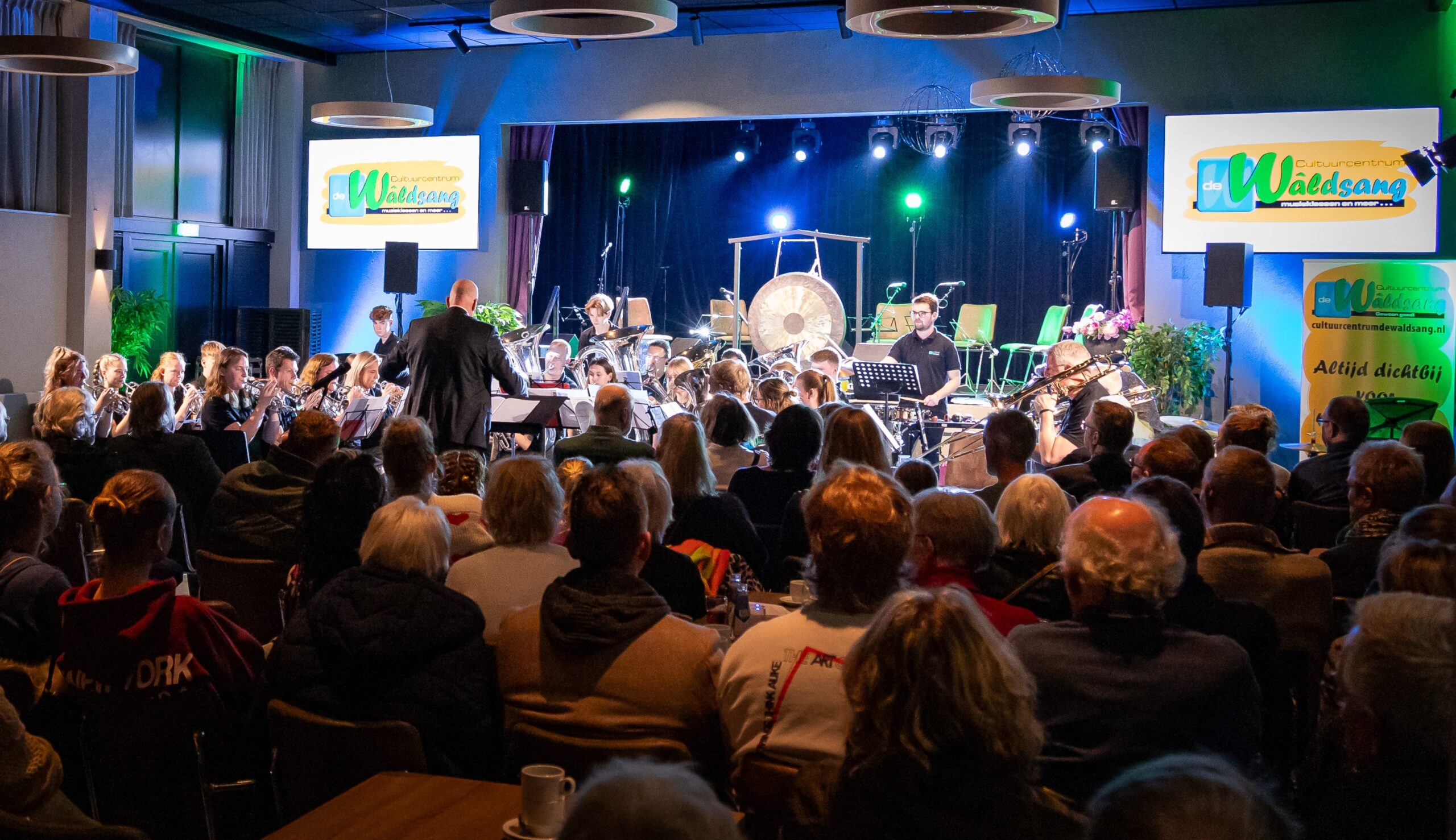 Hoog Niveau Wâldsang Op Voorjaarsconcert